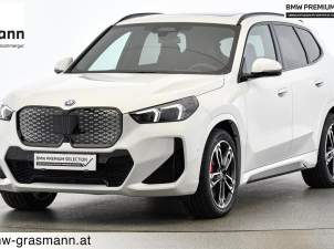 iX1 xDrive30, 59790 €, Auto & Fahrrad-Autos in 4822 Bad Goisern am Hallstättersee