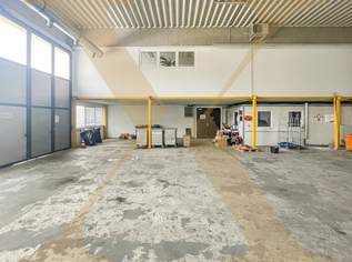 Funktionale Lagerhalle mit Falttor und Büroflächen in Leonding zu vermieten!, 4900 €, Immobilien-Gewerbeobjekte in 4060 Leonding