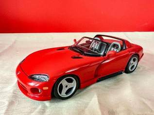 Modellauto Dodge Viper Bburago + Modellauto Crysler Crossfire Solido - 1A - Zustand Modellauto Dodge Viper Bburago + Modellauto Crysler Crossfire Solido - 1A - Zustand