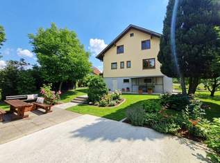 Ein Haus voller Möglichkeiten in idyllischer Lage - Einfamilienhaus mit 130 m², 6 Zimmer, Keller und Garten in Riegersburg, 169000 €, Immobilien-Häuser in 2092 Riegersburg