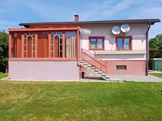 "Charmantes Einfamilienhaus mit 2 Garagen", 349000 €, Immobilien-Häuser in 2601 Sollenau