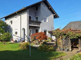 Geräumiges Stockhaus mit angebautem Laubengang und Garagentrakt, 288000 €, Immobilien-Häuser in 8142 Kasten