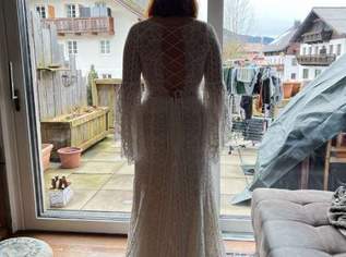 Brautkleid mit schöner elastischer Spitze Gr. 38, 650 €, Kleidung & Schmuck-Damenkleidung in 5330 Fuschl am See
