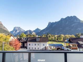 Über den Dächern von Ebensee: Neuwertige Traumwohnung mit Bergblick, 260000 €, Immobilien-Wohnungen in 4802 Ebensee am Traunsee