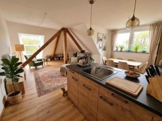 Erstbezug: Stilvolle Dachgeschosswohnung in idyllischer Lage!, 890 €, Immobilien-Wohnungen in 5142 Eggelsberg