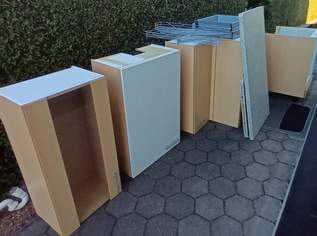 Küchenkästen Dunstabzug oder Couch , 30 €, Marktplatz-Sammlungen & Haushaltsauflösungen in 8720 Knittelfeld