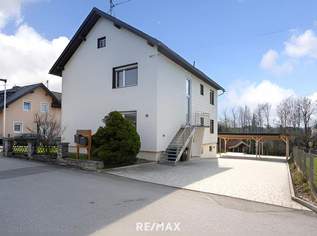 Voll unterkellertes Zweifamilienhaus mit Garten, Carport & Garage in sonniger Zentrumslage von Bad Hall!, 458000 €, Immobilien-Häuser in 4540 Bad Hall