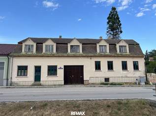 FREIWILLIGE FEILBIETUNG! Interessante, sanierungsbedürftige Liegenschaft mit viel Potential!, 0 €, Immobilien-Häuser in 2161 Poysbrunn