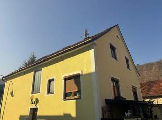 Wohnen am Fuße der Hohen Wand - gemütliches Einfamilienhaus mit Innenhof, 219000 €, Immobilien-Häuser in 2722 Katastralgemeinde Winzendorf