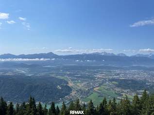 Schöne Ferienwohnung mit faszinierendem Ausblick über die Kärntner Berge und Seen Welt, 0 €, Immobilien-Wohnungen in 9521 Treffen am Ossiacher See