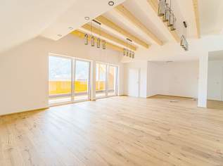 Traumhaftes Penthouse in komplett saniertem Altbau, 1990.3 €, Immobilien-Wohnungen in 9521 Töbring
