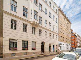 ++NEU++ Sanierungsbedürftige 2-Zimmer Altbauwohnung im Erdgeschoss!, 135000 €, Immobilien-Wohnungen in 1020 Leopoldstadt