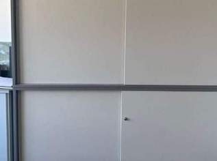 160€ VB Moderner Büroschrank - praktisch & professionell!