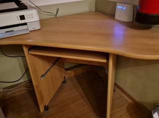 Eckschreibtisch, 0 €, Haus, Bau, Garten-Möbel & Sanitär in 9872 Millstatt am See