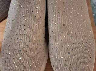 Haushaltsauflösung, 5 €, Kleidung & Schmuck-Damenkleidung in 1210 Floridsdorf