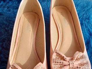 1 mal getragene Pumps in Größe 40 von Super Mode, 12 €, Kleidung & Schmuck-Damenkleidung in 6600 Marktgemeinde Reutte 1 mal getragene Pumps in Größe 40 von Super Mode, 12 €, Kleidung & Schmuck-Damenkleidung in 6600 Marktgemeinde Reutte