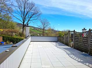 In Traisen: Wohnung 88m²- renoviert- mit großer Terrasse tollem Ausblick für nur 119.000 € zzgl. 7.000 € für Parkplatz!, 126000 €, Immobilien-Wohnungen in 3160 Gemeinde Traisen