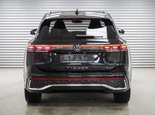 Tiguan 2,0 TDI DSG 4Motion R-Line - LAGER 142..., 54300 €, Auto & Fahrrad-Autos in 6844 Gemeinde Altach