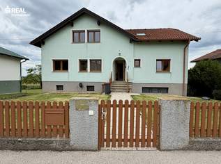 Einfamilienhaus mit Entwicklungspotenzial und attraktivem Weitblick, 395000 €, Immobilien-Häuser in 2031 Weyerburg Einfamilienhaus mit Entwicklungspotenzial und attraktivem Weitblick, 395000 €, Immobilien-Häuser in 2031 Weyerburg
