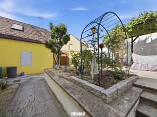 Mediterranes Flair & viel Platz: Gepflegtes Haus mit Erdkeller, Doppelgarage & Obstgarten!, 299000 €, Immobilien-Häuser in 2070 Obernalb Mediterranes Flair & viel Platz: Gepflegtes Haus mit Erdkeller, Doppelgarage & Obstgarten!, 299000 €, Immobilien-Häuser in 2070 Obernalb