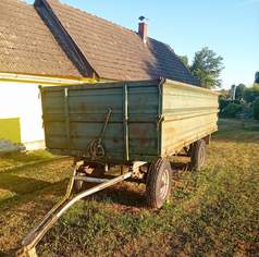 Zweiachsanhänger für Traktor
