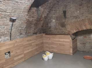 2 Kellerebenen mit insgesamt ca. 195 m² trocken, kein Lokal möglich!, 630 €, Immobilien-Gewerbeobjekte in 1010 Innere Stadt