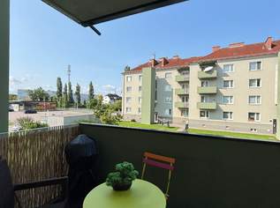Wohnen mit viel Grün - 3 Zimmer Wohnung mit BALKON, Bad mit Wanne - Zentrumsnah & bestens angebunden!, 909.12 €, Immobilien-Wohnungen in 4600 Wels