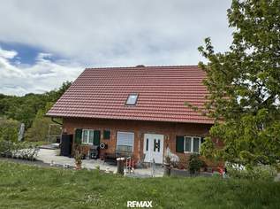 Modernes Haus in den Weinbergen - Wohnen mit Stil und Weitblick, 338000 €, Immobilien-Häuser in 8493 Klöch