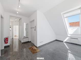 Moderne Wohnung mit Balkon und 2 PKW-Stellplätze: Wohnen in zentraler Lage von Hollabrunn!, 290000 €, Immobilien-Wohnungen in 2020 Hollabrunn