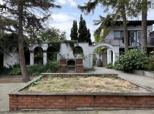 Idyllisches Anwesen mit burgenländischem Charme – vielseitiges Liebhaberobjekt mit großem Grundstück, 0 €, Immobilien-Häuser in 7122 Gols