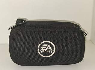 EA Sports Tasche fast neu, 12 €, Marktplatz-Computer, Handys & Software in 3860 Gemeinde Heidenreichstein EA Sports Tasche fast neu, 12 €, Marktplatz-Computer, Handys & Software in 3860 Gemeinde Heidenreichstein