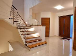 Mehr Stil, mehr Raum, mehr Extraklasse ✨🏡, 1390000 €, Immobilien-Häuser in 2345 Brunn am Gebirge Mehr Stil, mehr Raum, mehr Extraklasse ✨🏡, 1390000 €, Immobilien-Häuser in 2345 Brunn am Gebirge