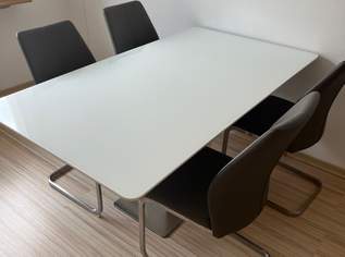Esstisch mit Glasplatte inkl. 4 Sessel, 200 €, Haus, Bau, Garten-Möbel & Sanitär in 1050 Margareten Esstisch mit Glasplatte inkl. 4 Sessel, 200 €, Haus, Bau, Garten-Möbel & Sanitär in 1050 Margareten