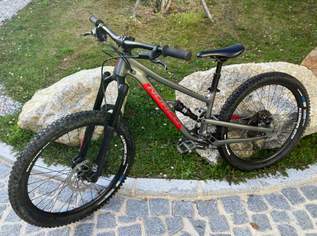 Norco Fluid FS2 24“ Kinder-Fully, 990 €, Auto & Fahrrad-Fahrräder in 6020 Innsbruck Norco Fluid FS2 24“ Kinder-Fully, 990 €, Auto & Fahrrad-Fahrräder in 6020 Innsbruck
