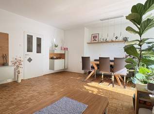 Zentrale Lage, große Innenhof-Loggia: Charmante 4-Zimmer-Wohnung, 225000 €, Immobilien-Wohnungen in Oberösterreich Zentrale Lage, große Innenhof-Loggia: Charmante 4-Zimmer-Wohnung, 225000 €, Immobilien-Wohnungen in Oberösterreich