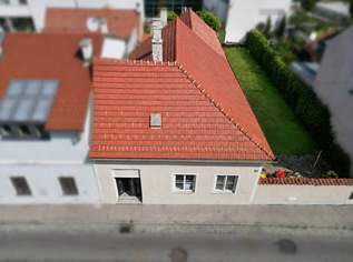 Geräumiges Stadthaus im Herzen von Langenlois – viel Platz, Garten & Entwicklungspotenzial, 295000 €, Immobilien-Häuser in 3550 Gemeinde Langenlois